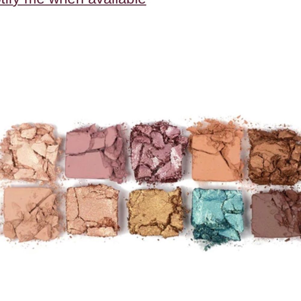 Wander Beauty Wanderess Escape Eyeshadow Palette pretty shades